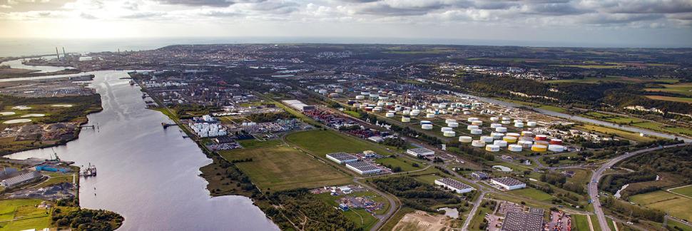 Vue aérienne de la zone industrielle portuaire du Havre