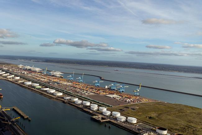 Port 2000
